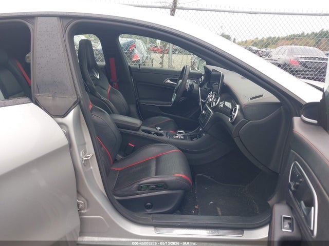 Mercedes-Benz Cla-class 4matic