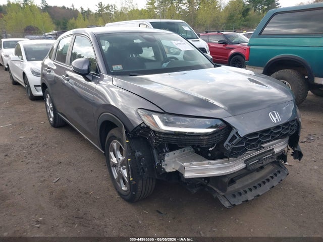 Salvage Honda HR-V Image