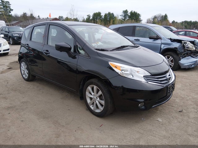 Salvage Nissan Versa Image