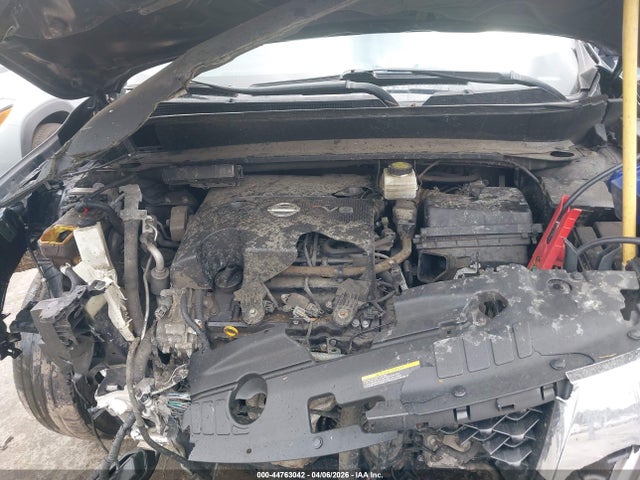 Nissan Pathfinder S