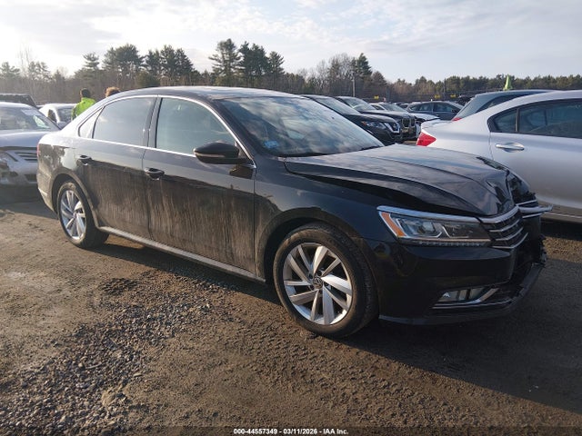 Salvage Volkswagen Passat Image