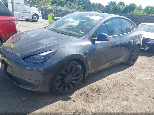 Tesla Model Y Performance Dual Motor All-wheel Drive