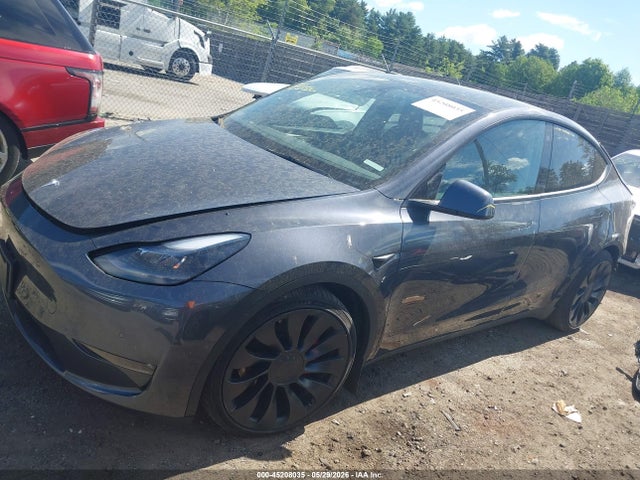 Tesla Model Y Performance Dual Motor All-wheel Drive