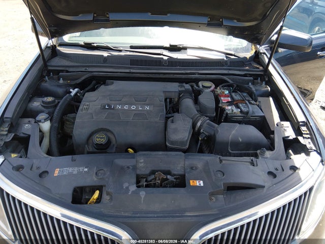 Lincoln MKS