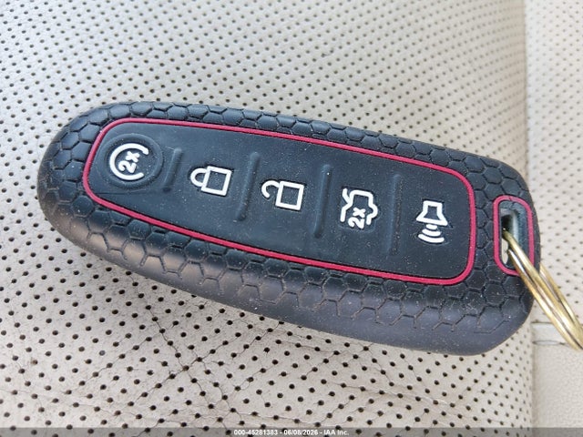 Lincoln MKS