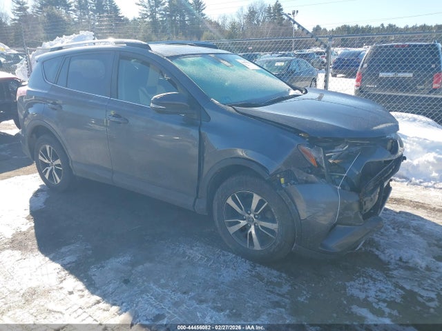 Salvage Toyota RAV4 Image