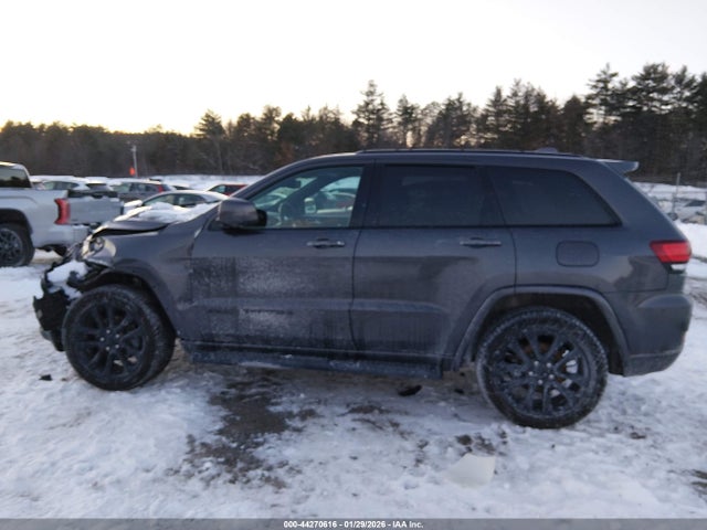 Jeep Grand Cherokee Altitude 4x4
