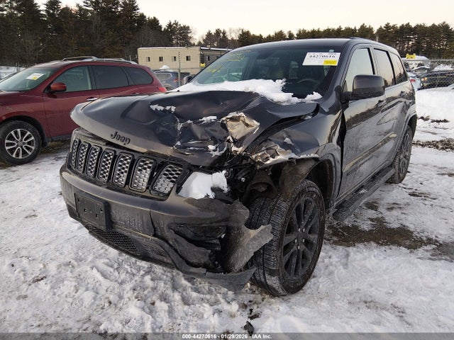 Jeep Grand Cherokee Altitude 4x4