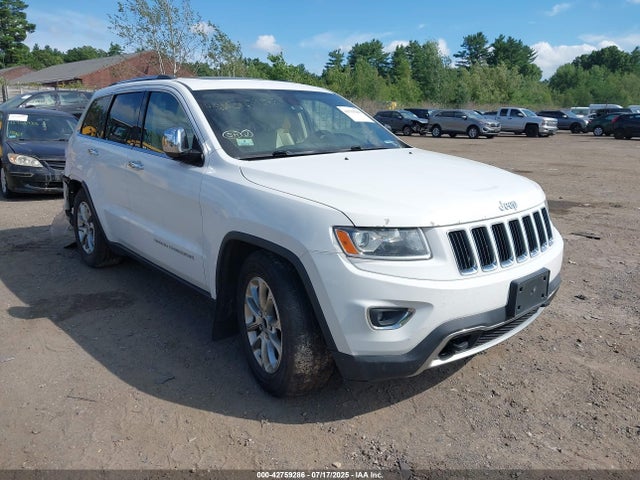 Salvage Jeep Grand Cherokee Image