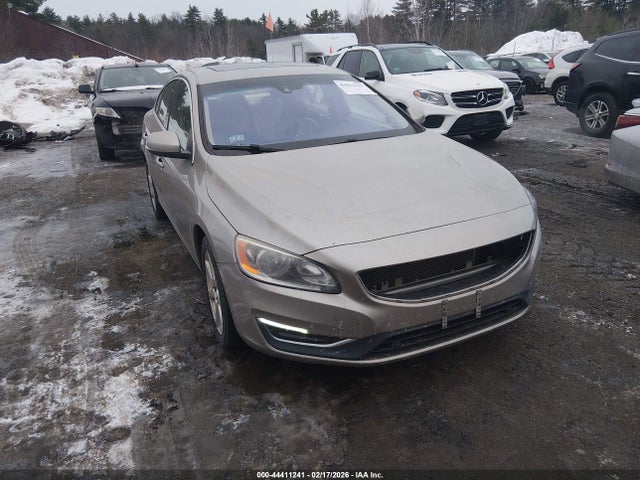 Salvage Volvo S60 Image