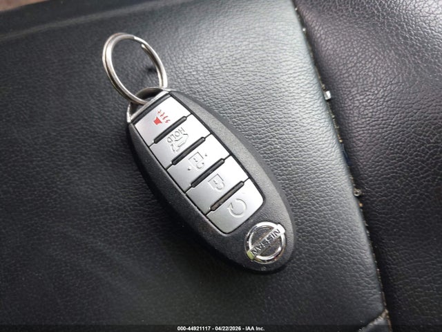 Nissan Pathfinder Sl