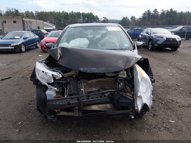 Nissan Versa Sv