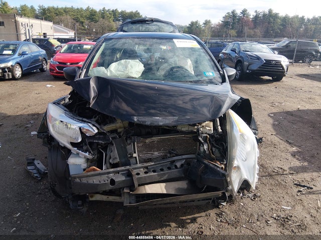 Nissan Versa Sv