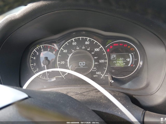Nissan Versa Sv