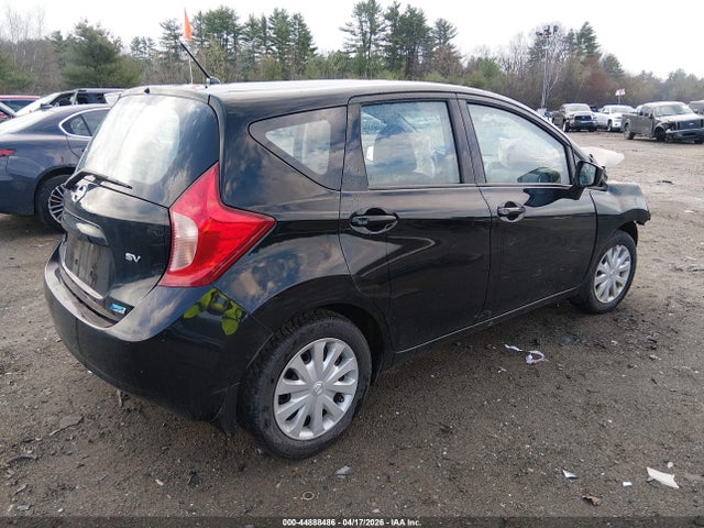 Nissan Versa Sv