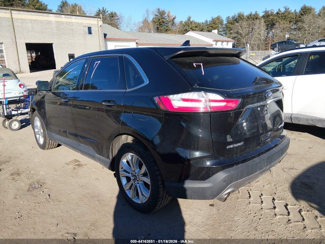 Ford Edge Titanium