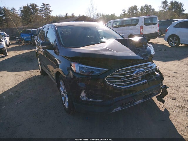 Ford Edge Titanium