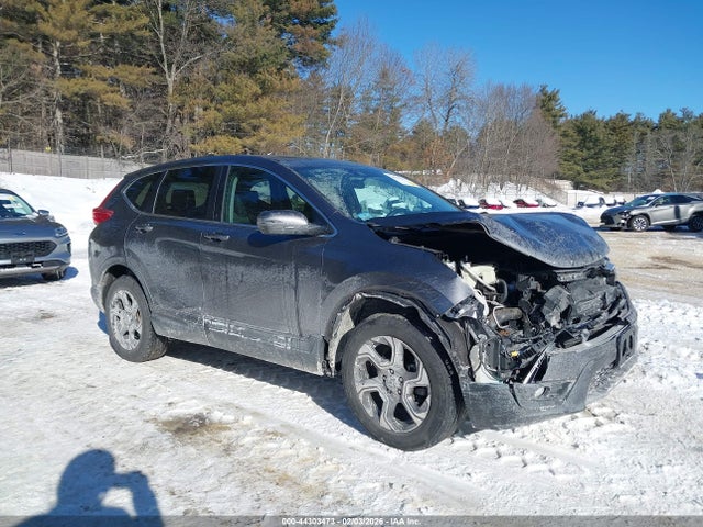 Salvage Honda CR-V Image