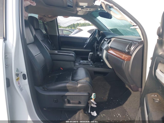 Toyota Tundra Limited 5.7l V8