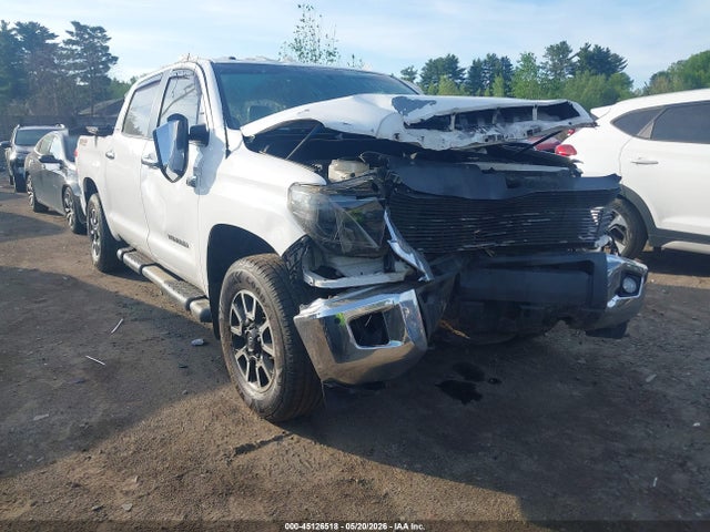 Salvage Toyota Tundra Image