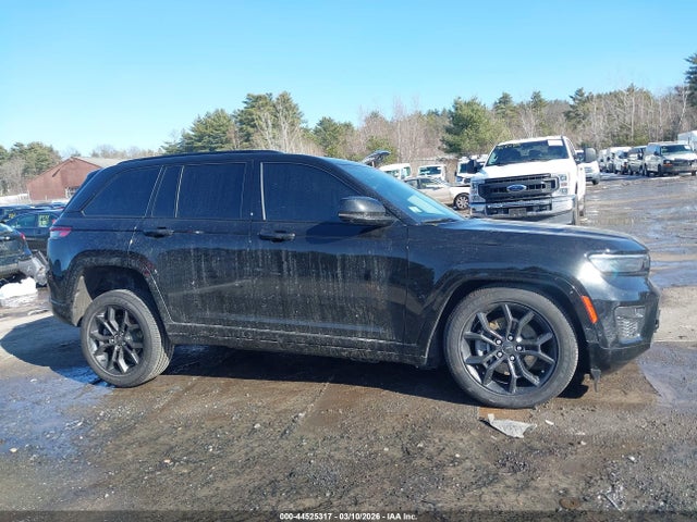 Jeep Grand Cherokee Anniversary Edition