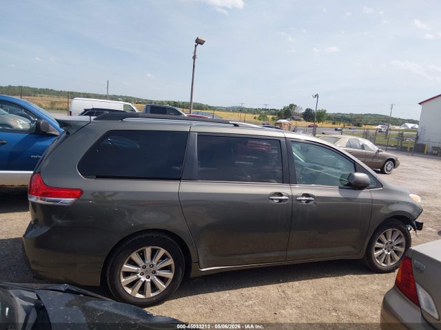 Toyota Sienna Xle 7 Passenger