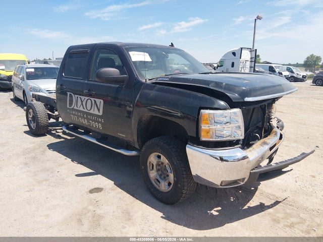 Salvage Chevrolet Silverado 3500 Image