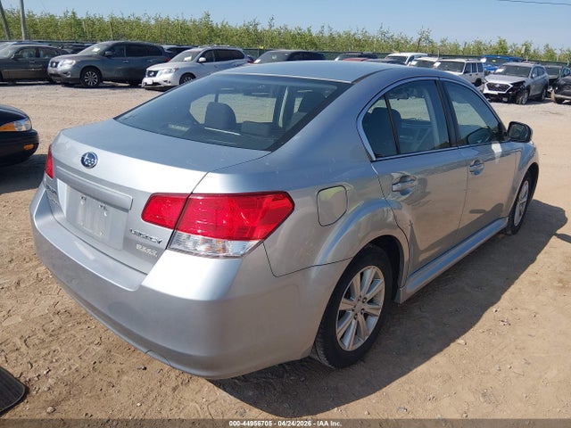 Subaru Legacy 2.5i Premium