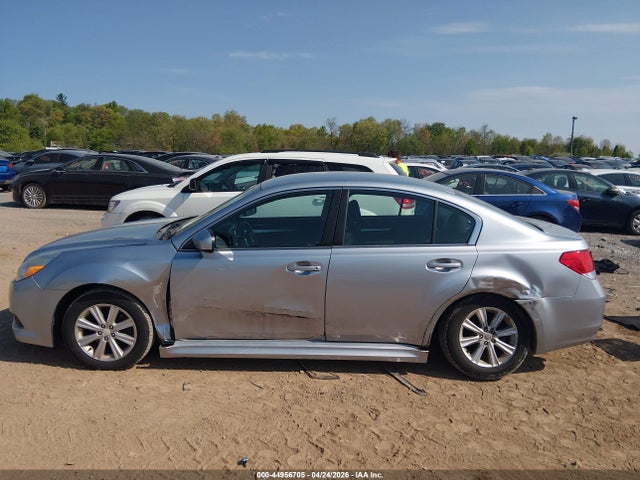 Subaru Legacy 2.5i Premium