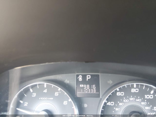 Subaru Legacy 2.5i Premium