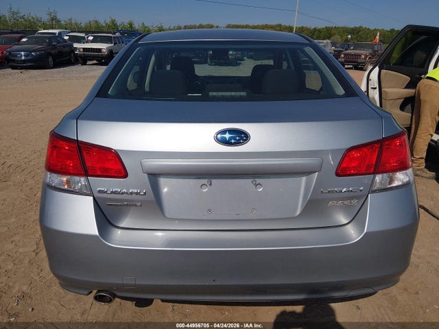 Subaru Legacy 2.5i Premium