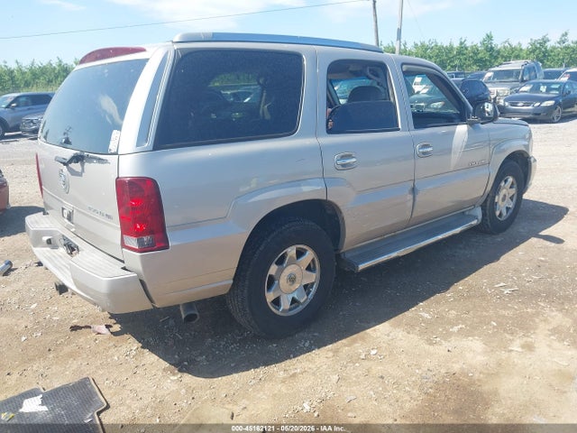 Cadillac Escalade Standard