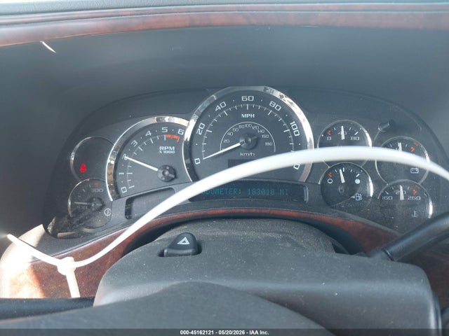 Cadillac Escalade Standard