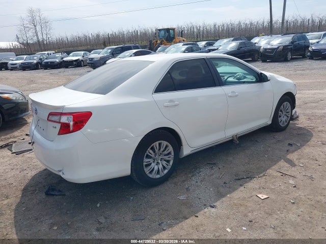 Toyota Camry Le