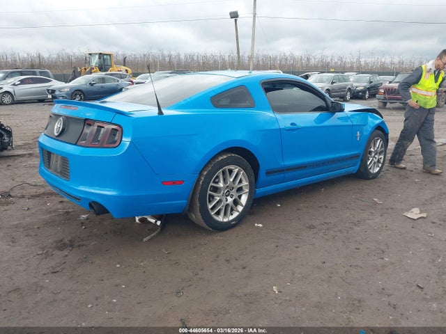 Ford Mustang V6