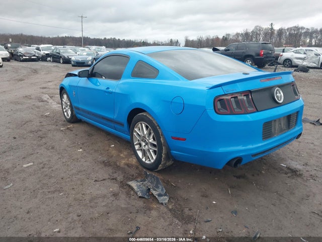 Ford Mustang V6