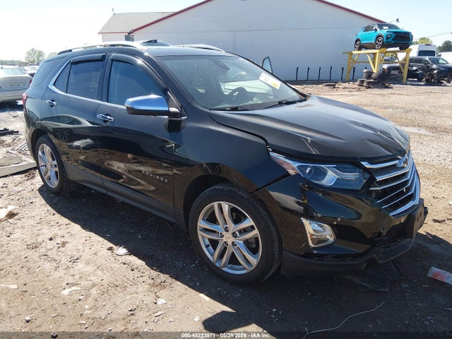 Salvage Chevrolet Equinox Image