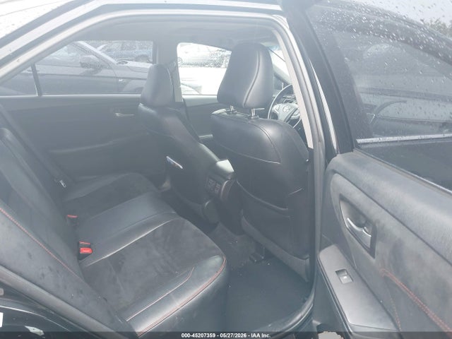 Toyota Camry Xse