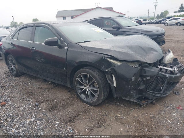 Salvage Toyota Camry Image