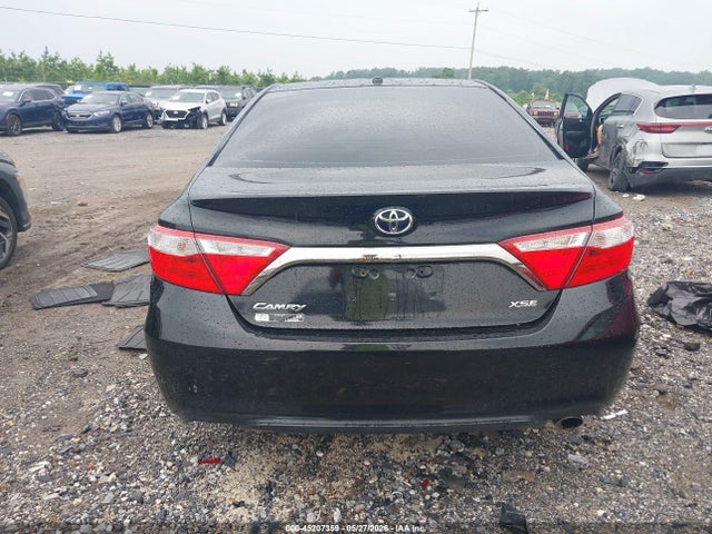 Toyota Camry Xse