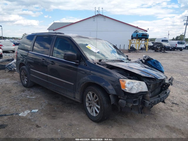 Salvage Dodge Grand Caravan Image