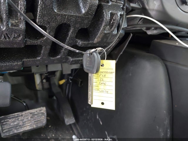General Motors Savana Cutaway Work Van