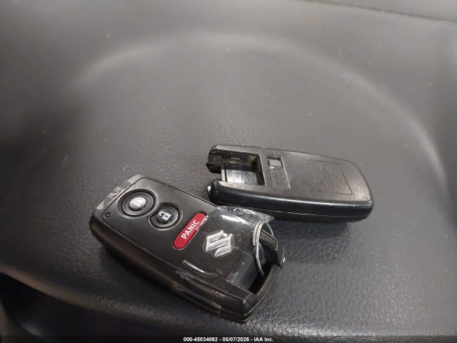 Suzuki SX4 Tech Valu Pkg (nav)
