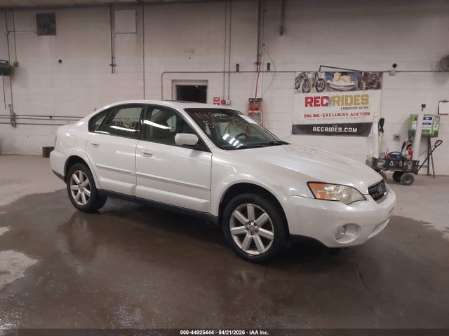 Salvage Subaru Outback Image