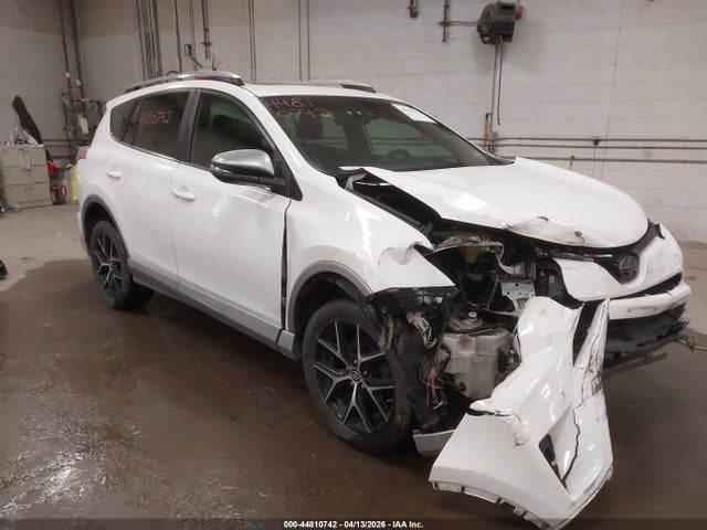Salvage Toyota RAV4 Image
