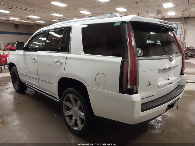 Cadillac Escalade Premium Collection
