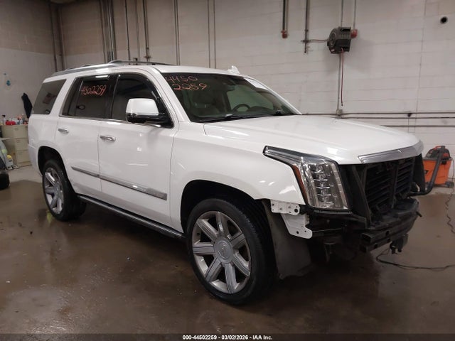 Salvage Cadillac Escalade Image