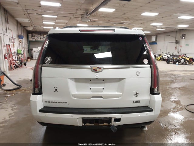Cadillac Escalade Premium Collection