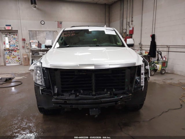 Cadillac Escalade Premium Collection