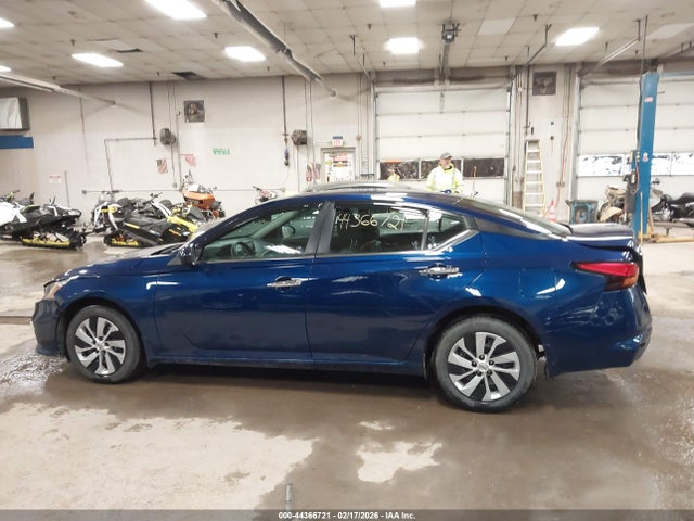 Nissan Altima S Intelligent Awd